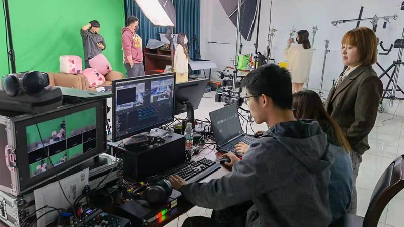 品牌设计公司的定制服务，到底在定什么