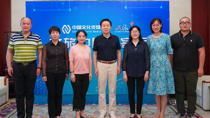 企业宣传片和纪录片，到底该押注哪一个